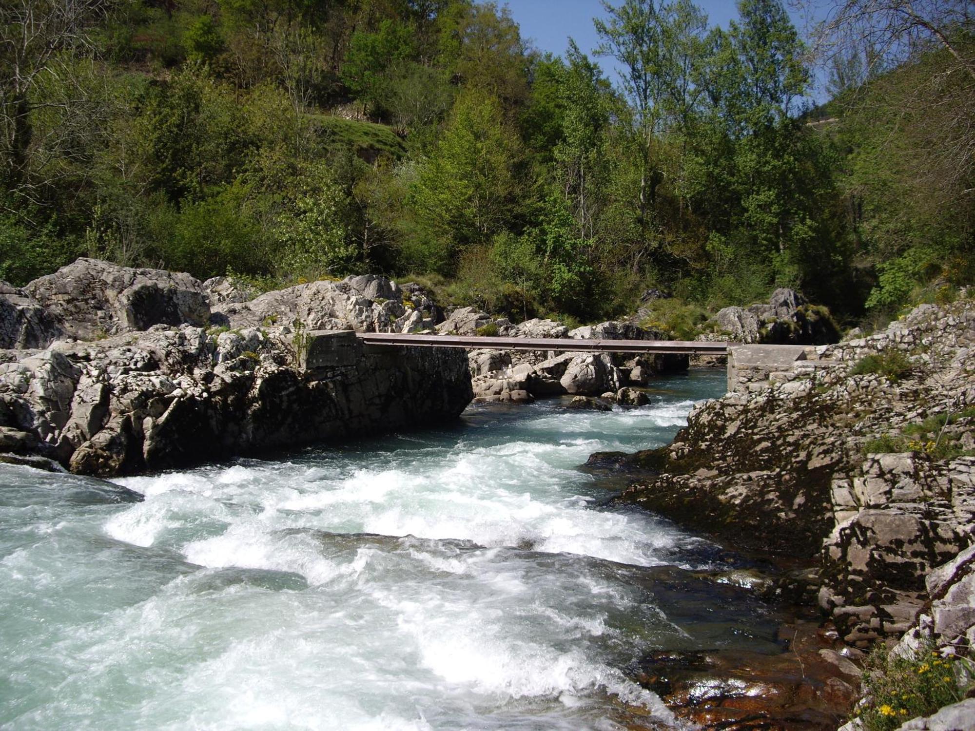 El Cantón Cangas de Onís Exterior foto